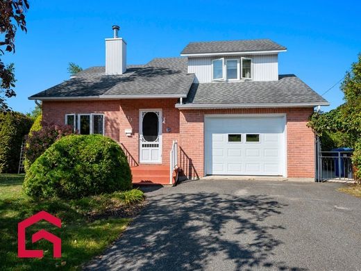 Köy evi Granby, Montérégie