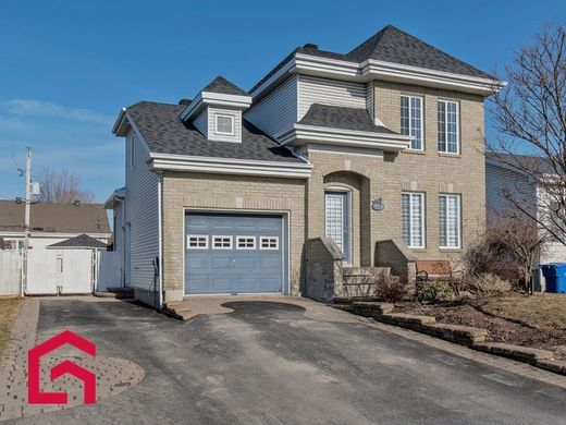Country House in Mascouche, Lanaudière