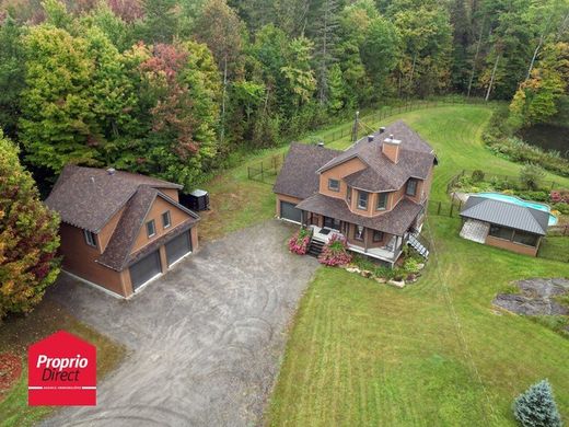 郊区住宅  Saint-Calixte, Lanaudière