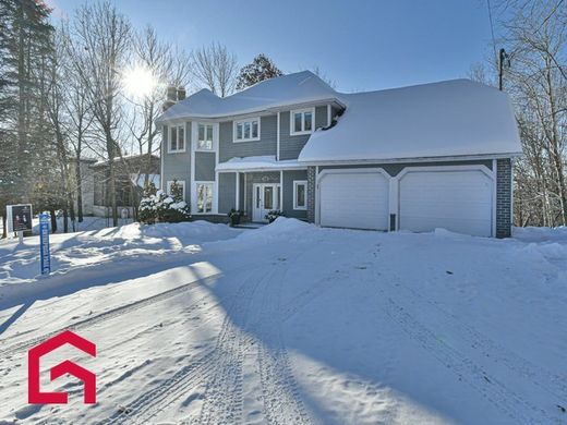 Sainte-Adèle, Laurentidesのカントリーハウス