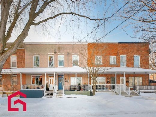 Country House in Montreal West, City of Montréal