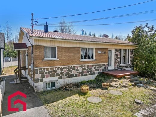 Casa de campo - Saint-Jérôme, Laurentides