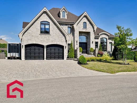 Casa de campo en Blainville, Laurentides