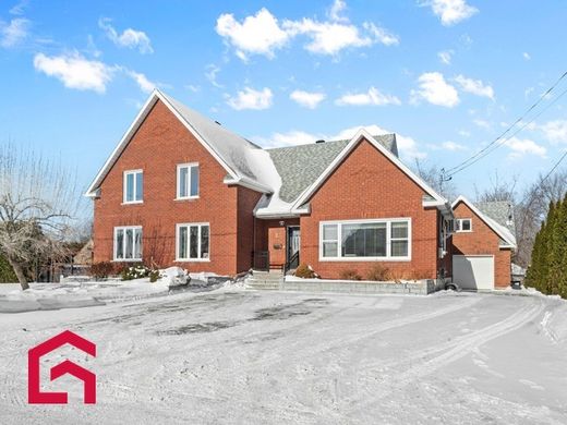 Country House in Beauharnois, Montérégie