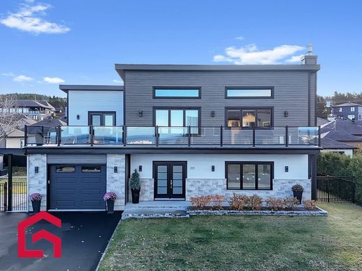 郊区住宅  Rimouski, Bas-Saint-Laurent