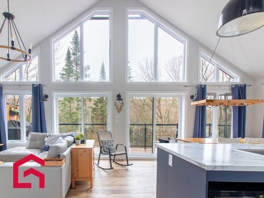 Landhuis in Lac-aux-Sables, Mauricie