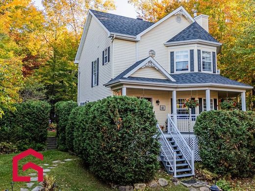 Country House in Sainte-Adèle, Laurentides