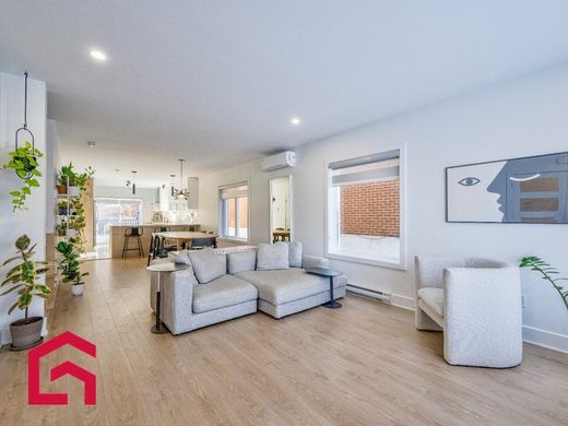 Landsitz in Montreal, City of Montréal