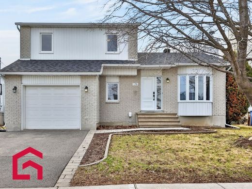 Country House in Sainte-Thérèse, Laurentides