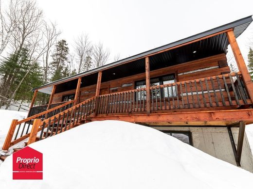 Casale a Sainte-Adèle, Laurentides