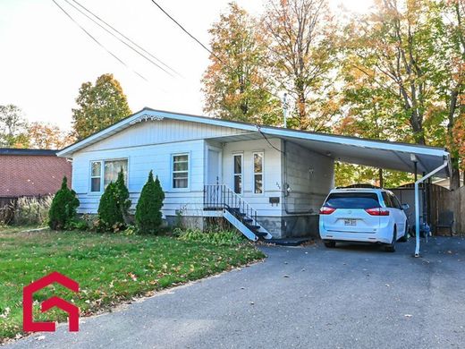 Country House in Deux-Montagnes, Laurentides