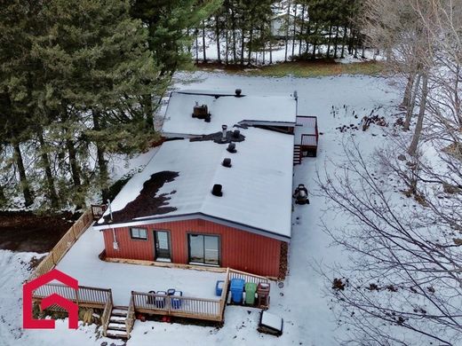 컨트리하우스 / Brownsburg-Chatham, Laurentides