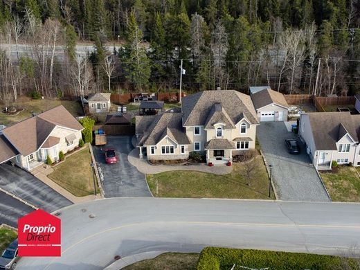 Country House in Val-d'Or, Abitibi-Témiscamingue