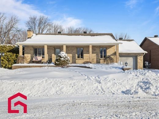 Country House in Repentigny, Lanaudière