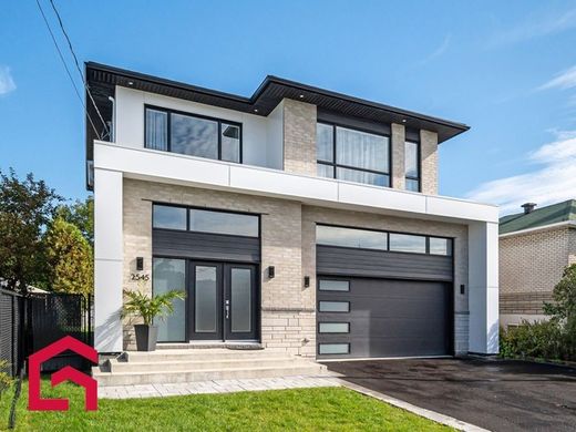 Casa de campo en Brossard, Montérégie