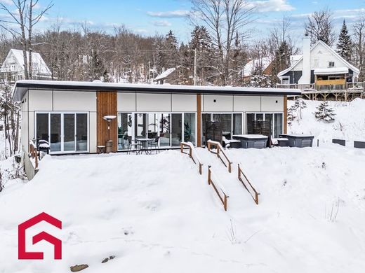Country House in Morin-Heights, Laurentides