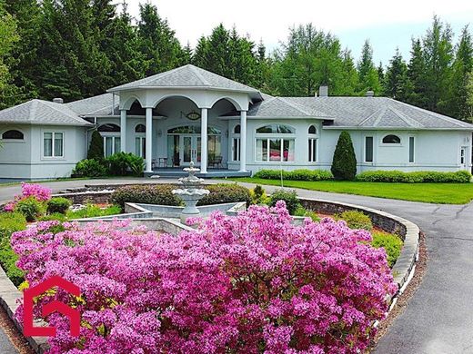 Saint-Honoré-de-Shenley, Chaudière-Appalachesのカントリーハウス