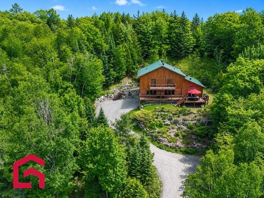 Propriété de campagne à Piedmont, Laurentides