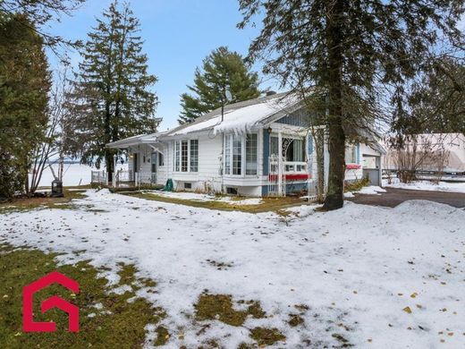 Country House in Saint-Gabriel, Lanaudière