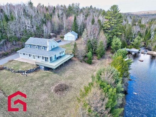 Загородный Дом, Chertsey, Lanaudière