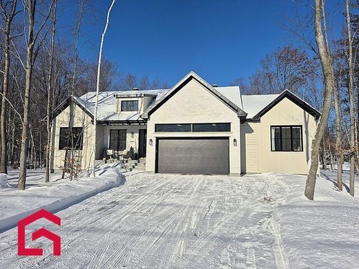 Загородный Дом, Saint-Lazare, Montérégie