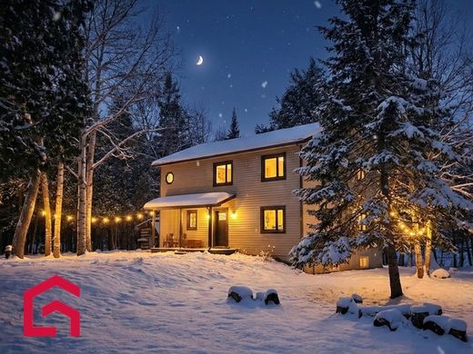 Country House in Nominingue, Laurentides