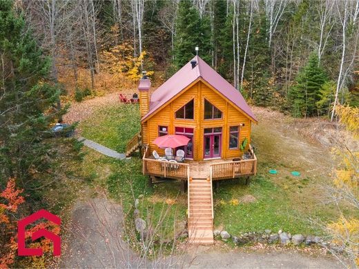 ‏בתי כפר ב  Sainte-Émélie-de-l'Énergie, Lanaudière