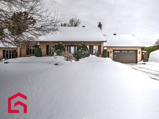Country House in Terrebonne, Lanaudière