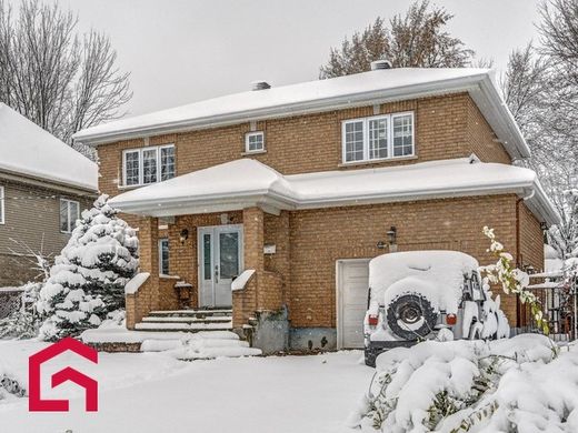 Landhuis in Kirkland, City of Montréal