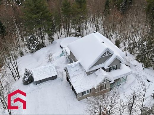 Country House in Prévost, Laurentides
