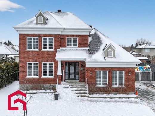 Country House in Saint-Joseph-du-Lac, Laurentides
