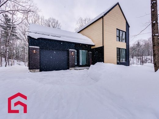 منزل ريفي ﻓﻲ Val-des-Monts, Outaouais