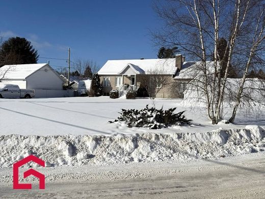 Propriété de campagne à Shawinigan, Mauricie