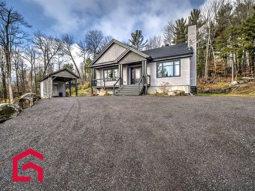 Εξοχική κατοικία σε Sainte-Anne-des-Lacs, Laurentides