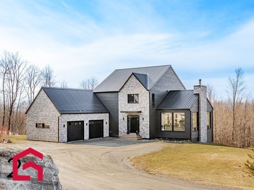 Country House in Potton, Estrie