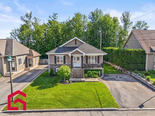 Country House in Mirabel, Laurentides