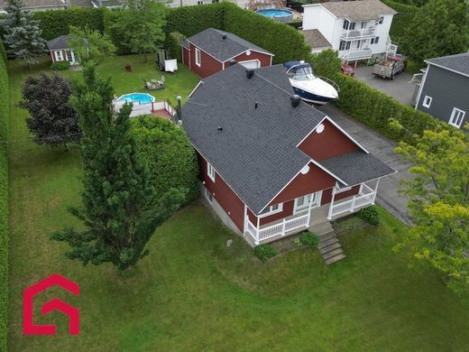 Casa de campo en Delson, Montérégie