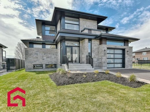 Casale a Saint-Eustache, Laurentides