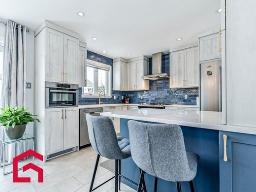 Country House in Saint-Jean-sur-Richelieu, Montérégie