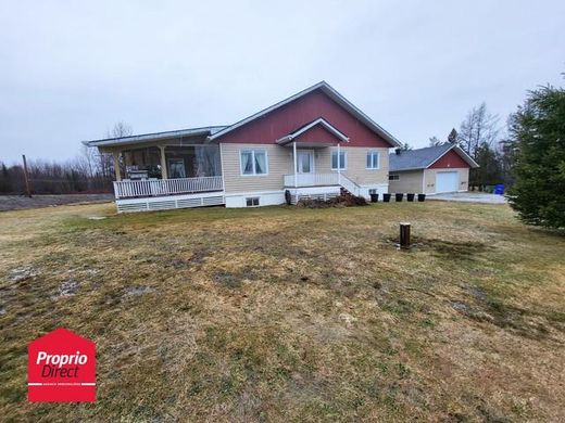 Country House in Eastman, Estrie