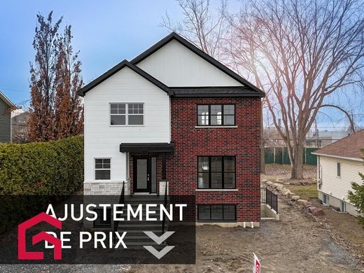 Country House in Contrecoeur, Montérégie