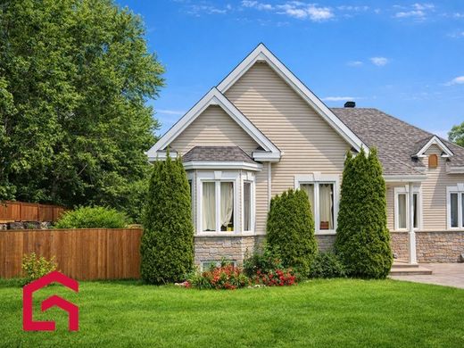 Country House in Terrebonne, Lanaudière