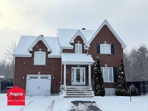 Country House in Saint-Lin-Laurentides, Lanaudière