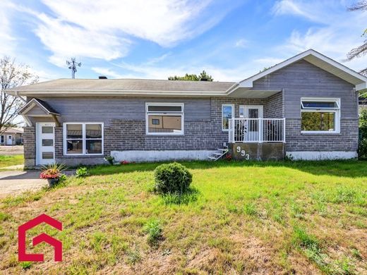 郊区住宅  Saint-Jérôme, Laurentides