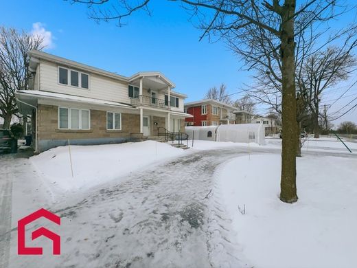 Casa de campo en Saint-Jean-sur-Richelieu, Montérégie