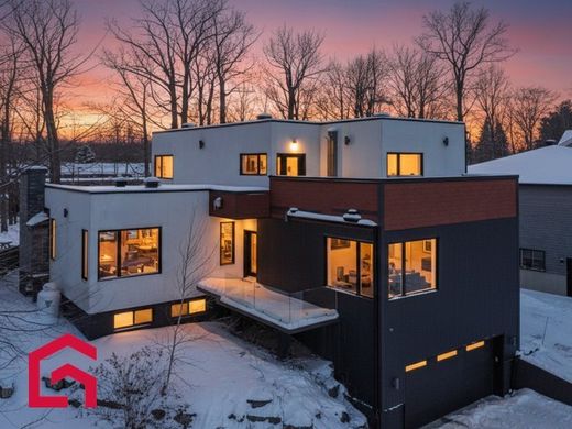 Country House in Sainte-Marie-Madeleine, Montérégie