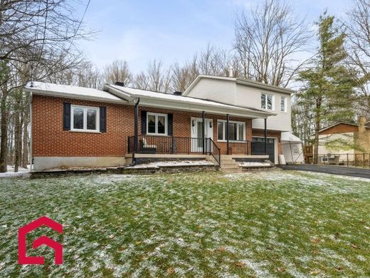 Country House in Saint-Lazare, Montérégie