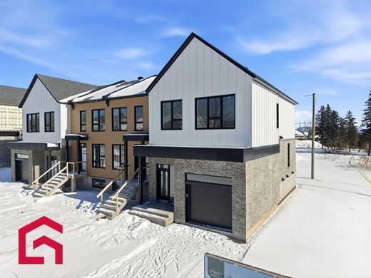 Country House in Saint-Bruno-de-Montarville, Montérégie