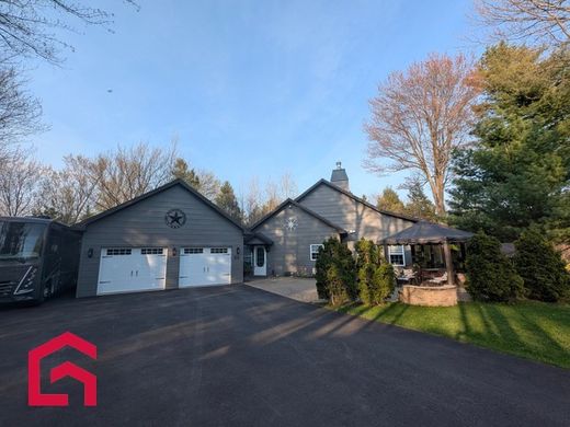 Загородный Дом, Sainte-Anne-des-Lacs, Laurentides