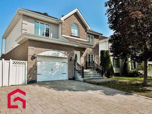 Casa de campo en Laval, Laval Region